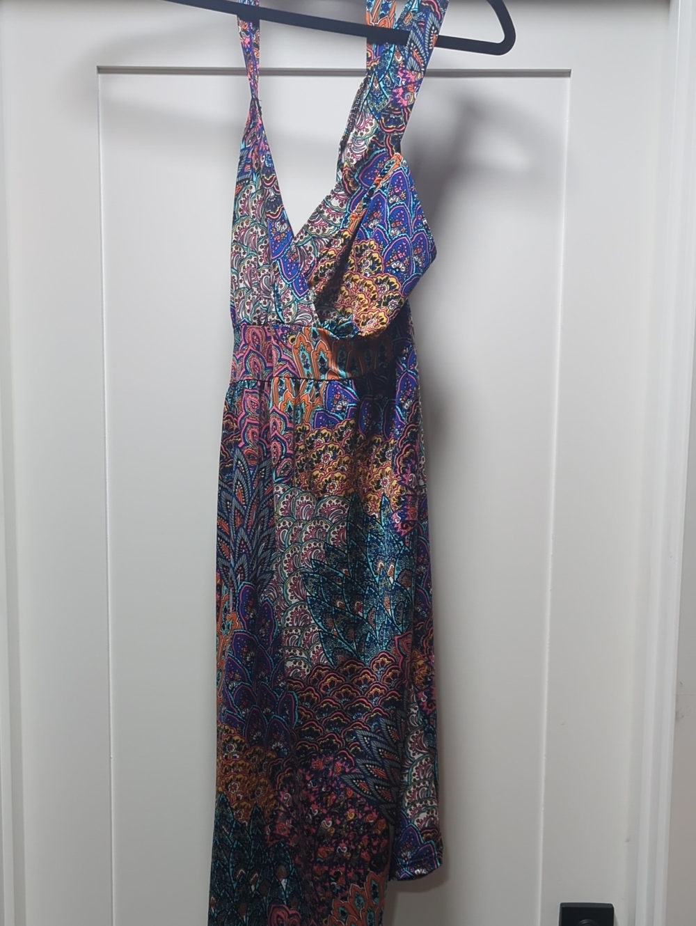 V-Neck Paisley Maxi Dress in Multicolor